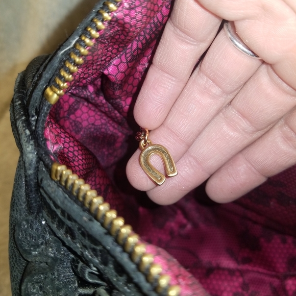 Betsey Johnson black ruffled handbag - Picture 5 of 7